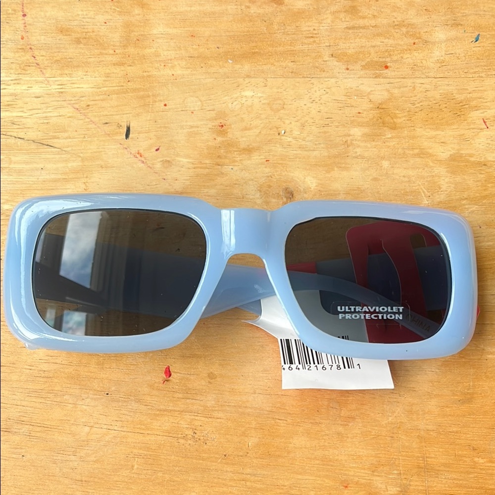 Blue Rectangular Sunglasses With Uv Protection - image 1
